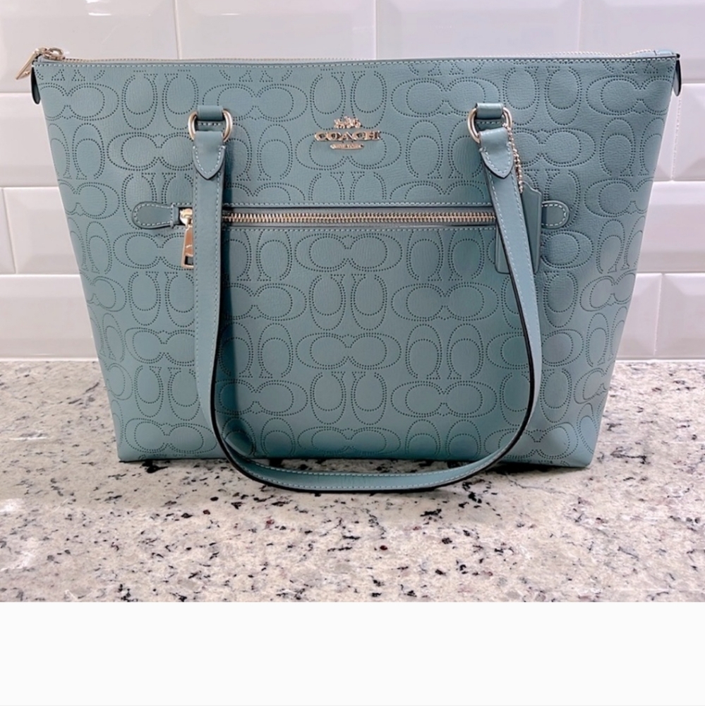Coach Signature Gallery Leather Tote Bag NWOT - Picture 16 of 17